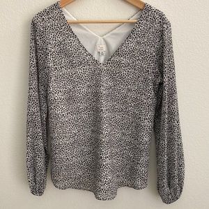 A New Day double V long sleeve top